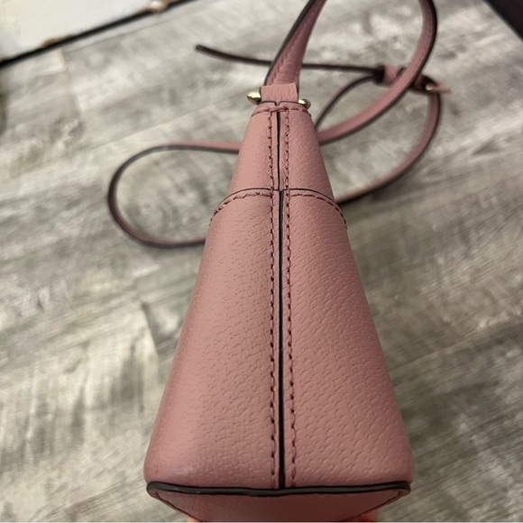 Kate Spade crossbody purse - Picture 5 of 9